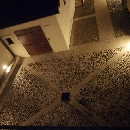 Bone Novelle Dimora Storica Palazzo Zuzi Л'Акуила