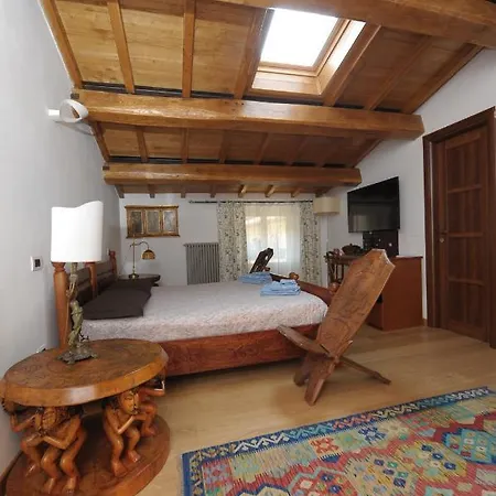 Bone Novelle Dimora Storica Palazzo Zuzi LʼAquila