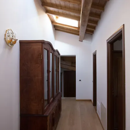 Nocleg ze śniadaniem Bone Novelle Dimora Storica Palazzo Zuzi LʼAquila