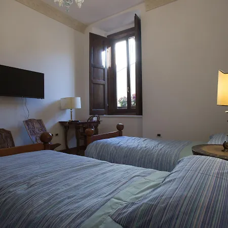 Bone Novelle Dimora Storica Palazzo Zuzi LʼAquila