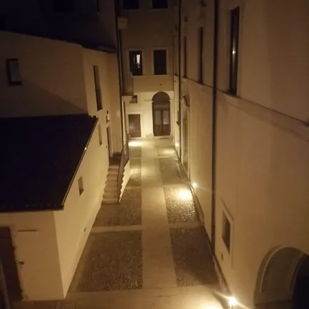 Bone Novelle Dimora Storica Palazzo Zuzi Отель типа 