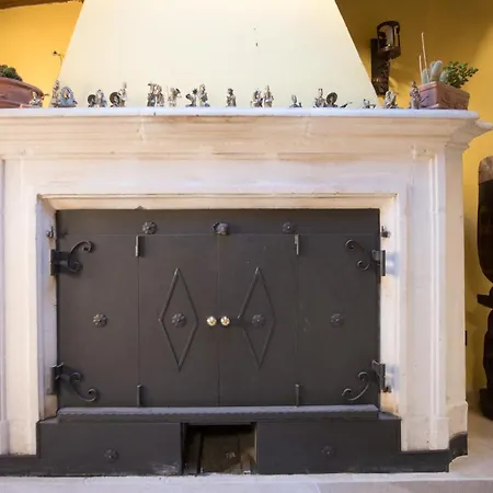 Bone Novelle Dimora Storica Palazzo Zuzi 4* Л'Акуила