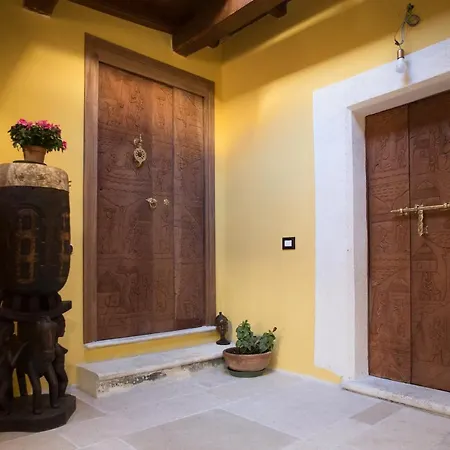 Bone Novelle Dimora Storica Palazzo Zuzi Bed and breakfast