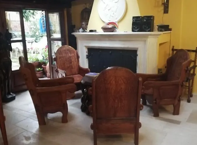 Bed & Breakfast Bone Novelle Dimora Storica Palazzo Zuzi 4*