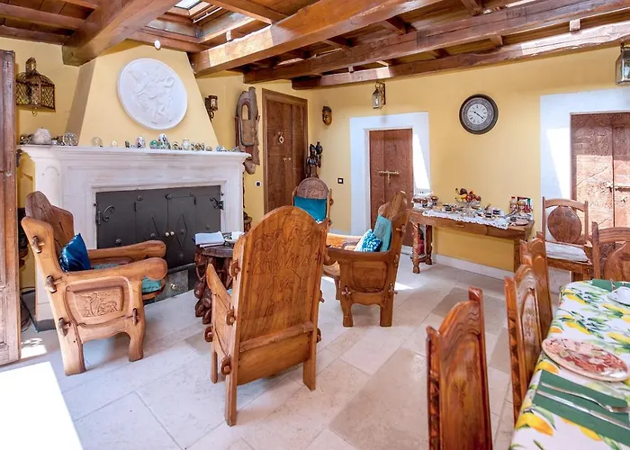 Bed & Breakfast Bone Novelle Dimora Storica Palazzo Zuzi