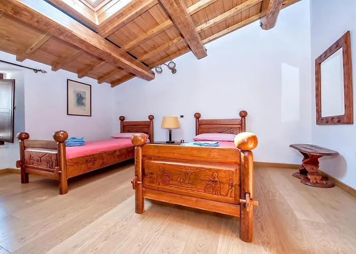 Bone Novelle Dimora Storica Palazzo Zuzi Bed & Breakfast LʼAquila