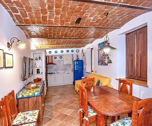 B&B Bone Novelle Dimora Storica Palazzo Zuzi 라킬라