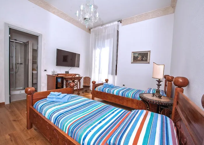 B&B Bone Novelle Dimora Storica Palazzo Zuzi 4*