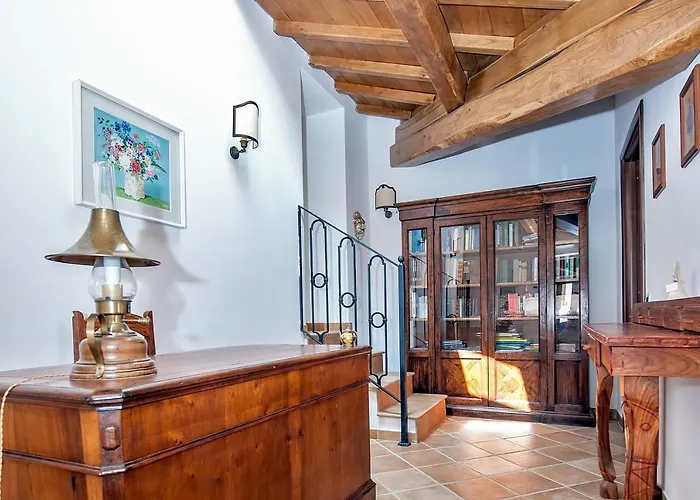 Bone Novelle Dimora Storica Palazzo Zuzi Bed & Breakfast LʼAquila