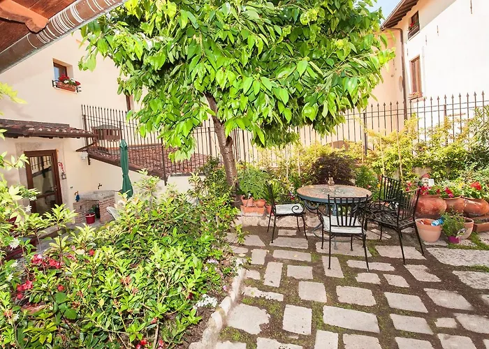 Bone Novelle Dimora Storica Palazzo Zuzi 4*