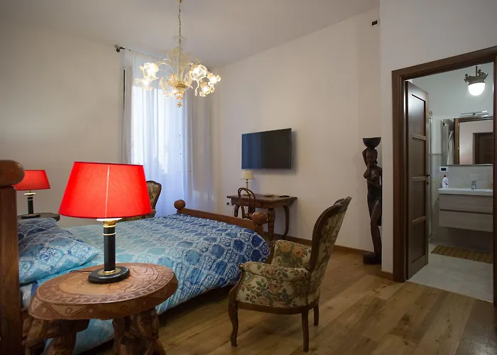 Bone Novelle Dimora Storica Palazzo Zuzi 4*